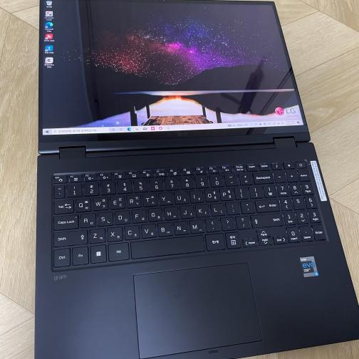 2022 lg 그램 360 노트북 (거의 새것)